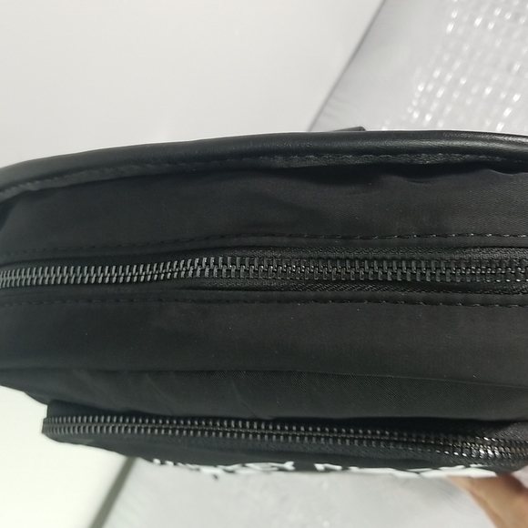 DISNEY BLACK NYLON ONE SIDE BACKPACK/ BAG - Picture 6 of 8